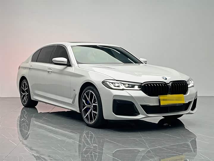 Фото 8 - BMW 5 Series