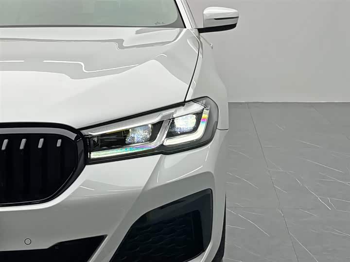 Фото 9 - BMW 5 Series