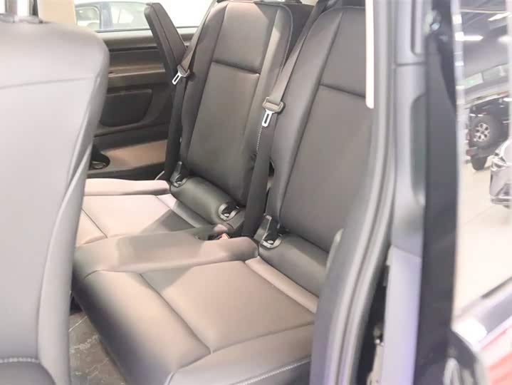 Фото 15 - Mercedes-Benz Vito