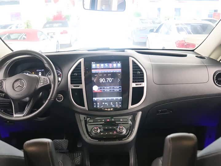 Фото 5 - Mercedes-Benz Vito