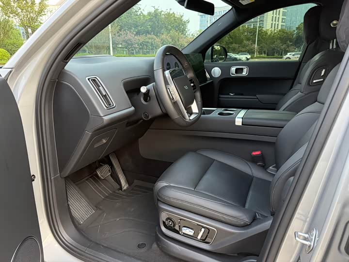 Фото 10 - LiXiang L7