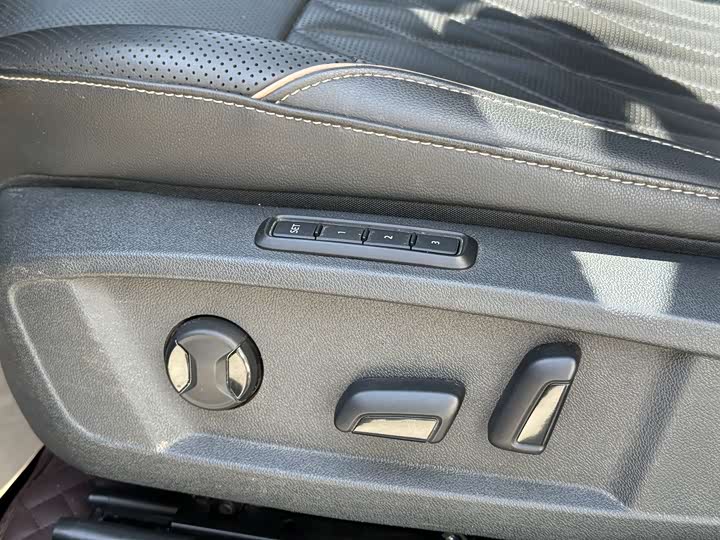 Фото 6 - Volkswagen Passat