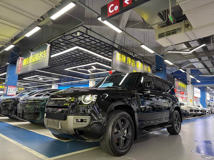 Фото 1 - Land Rover Defender