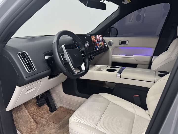 Фото 11 - LiXiang L9