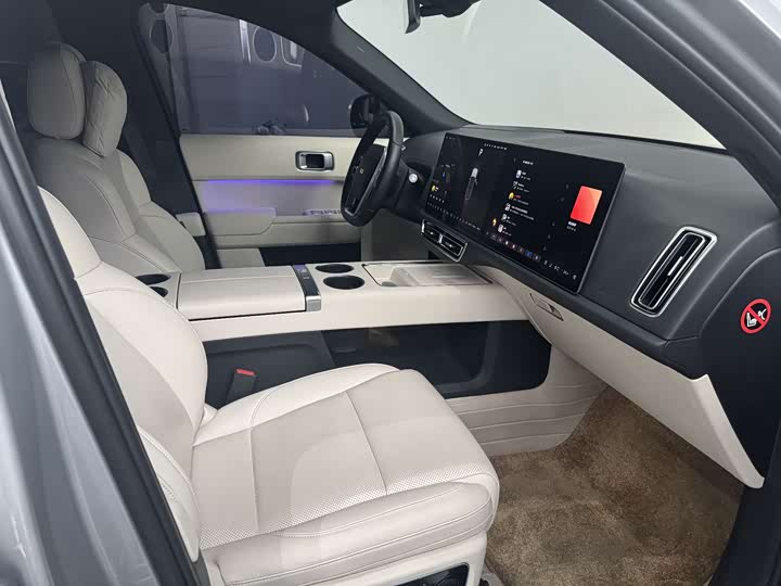 Фото 14 - LiXiang L9