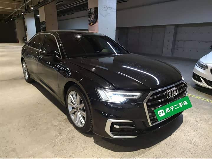 Фото 4 - Audi A6L