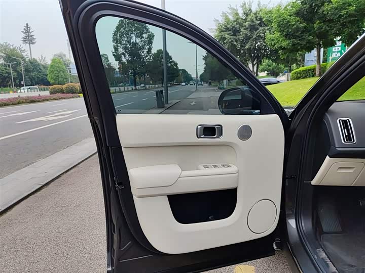 Фото 6 - LiXiang L8