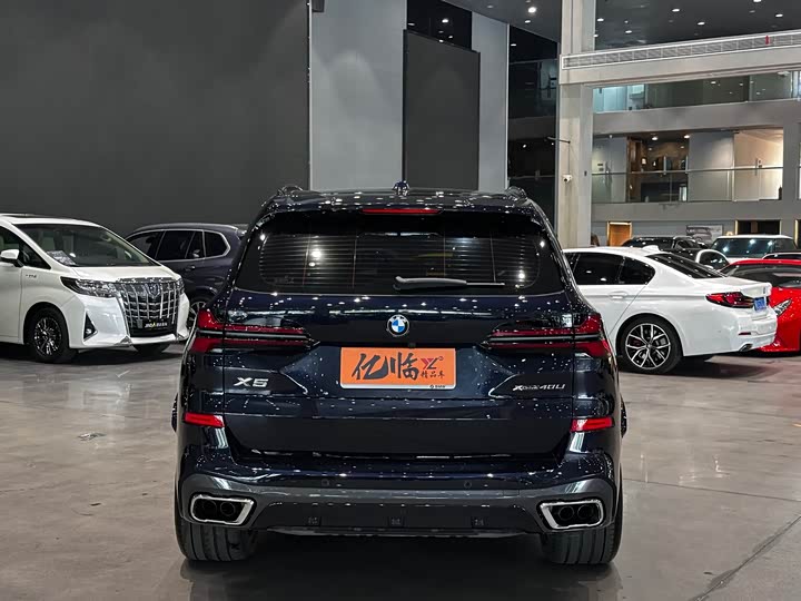 Фото 14 - BMW X5