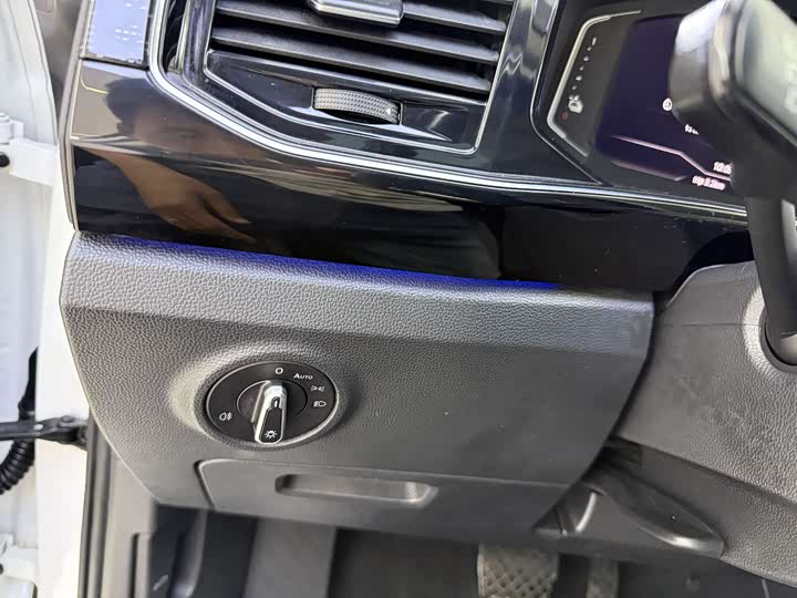 Фото 12 - Volkswagen Tayron GTE Hybrid