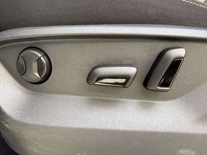 Фото 7 - Volkswagen Tayron GTE Hybrid