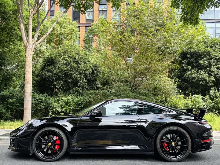 Фото 3 - Porsche 911