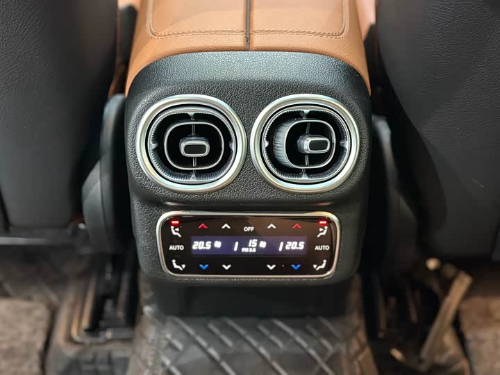 Фото 21 - Mercedes-Benz GLC-Class