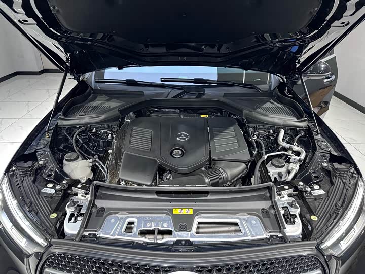 Фото 23 - Mercedes-Benz GLC-Class