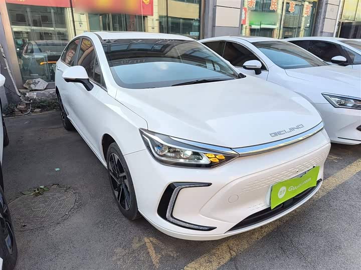 Фото 4 - Beijing EU5 Plus