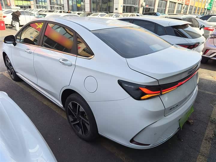 Фото 5 - Beijing EU5 Plus