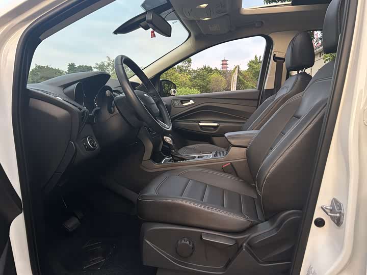 Фото 6 - Ford Escape (Kuga)