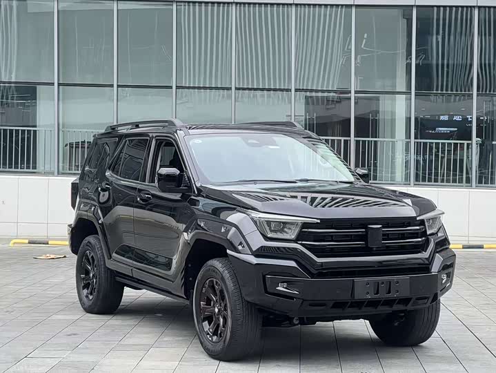 Фото 3 - Tank 400 Hybrid