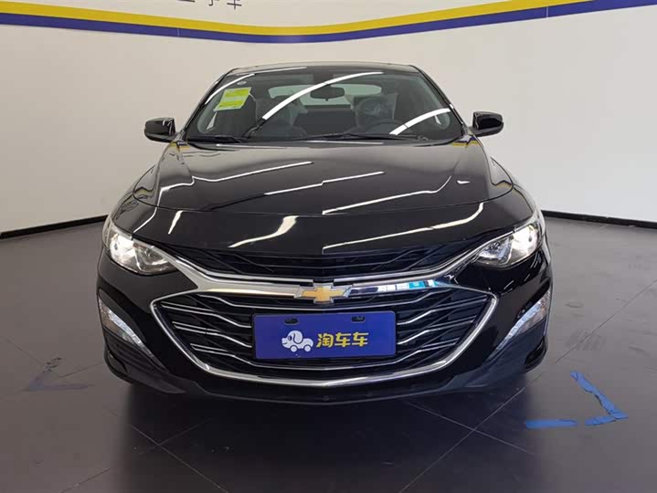 Фото 2 - Chevrolet Malibu XL