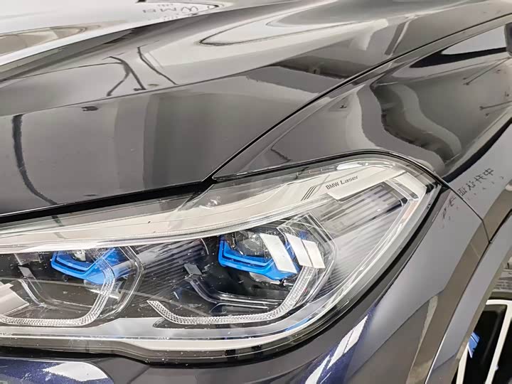 Фото 13 - BMW X5