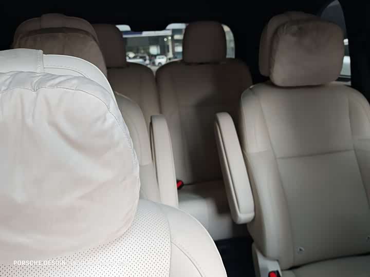 Фото 16 - LiXiang L8