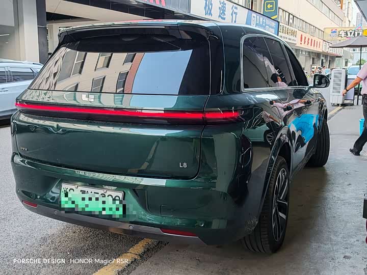 Фото 20 - LiXiang L8