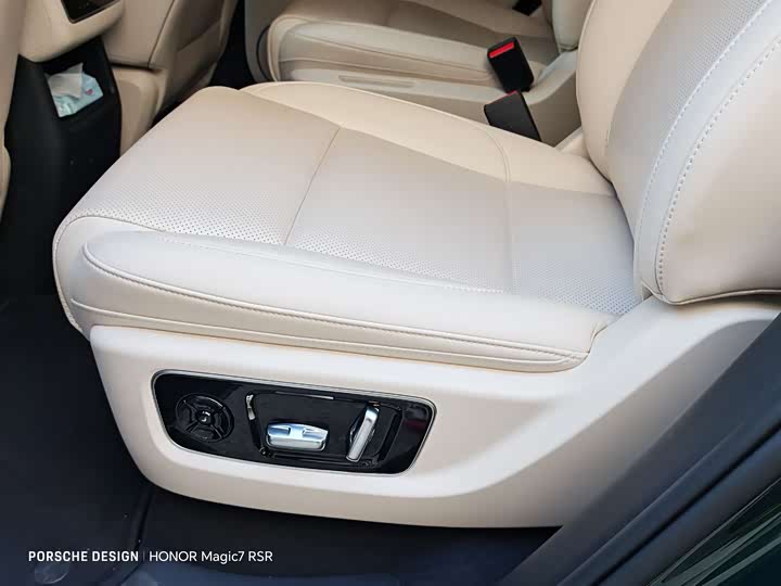 Фото 7 - LiXiang L8