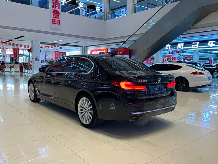 Фото 4 - BMW 5 Series