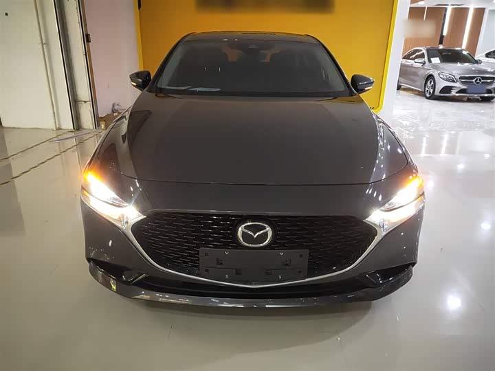 Фото 3 - Mazda 3 (Axela)