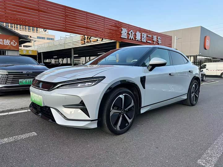 Фото 1 - BYD Song L