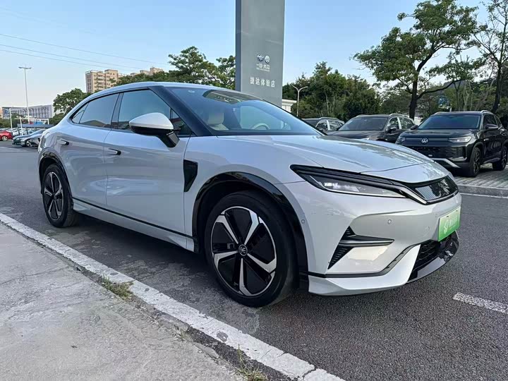 Фото 3 - BYD Song L