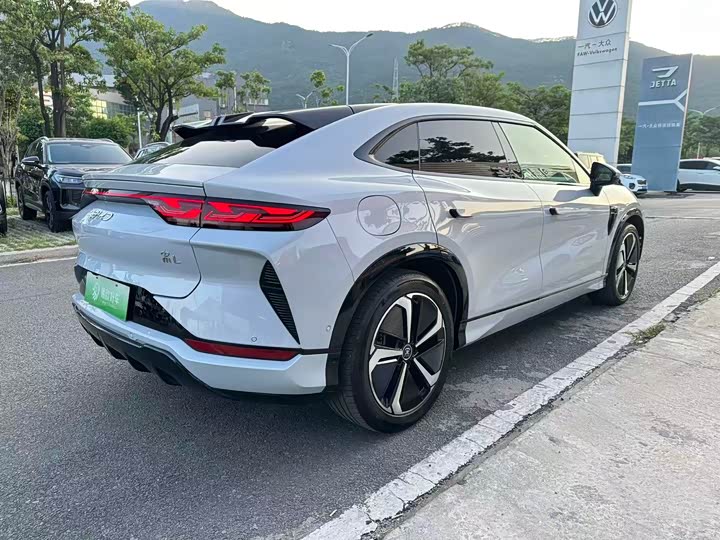 Фото 7 - BYD Song L