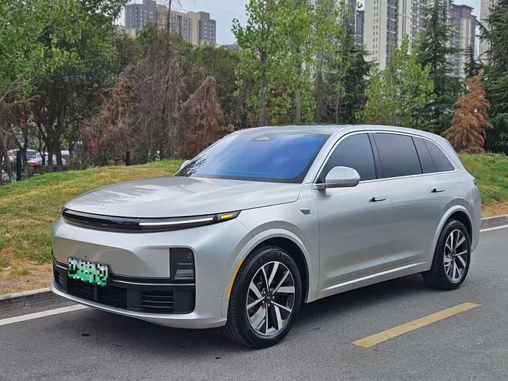 Фото 1 - LiXiang L7