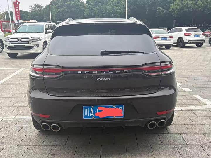 Фото 8 - Porsche Macan