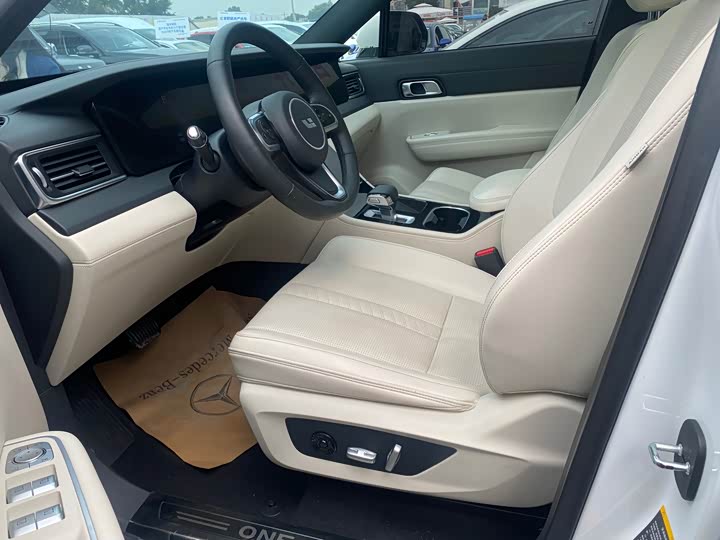 Фото 3 - LiXiang One