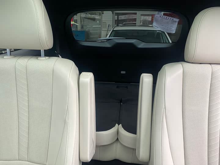 Фото 6 - LiXiang One