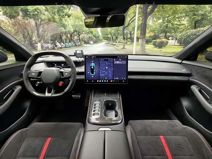 Фото 11 - Xiaomi SU7 Ultra