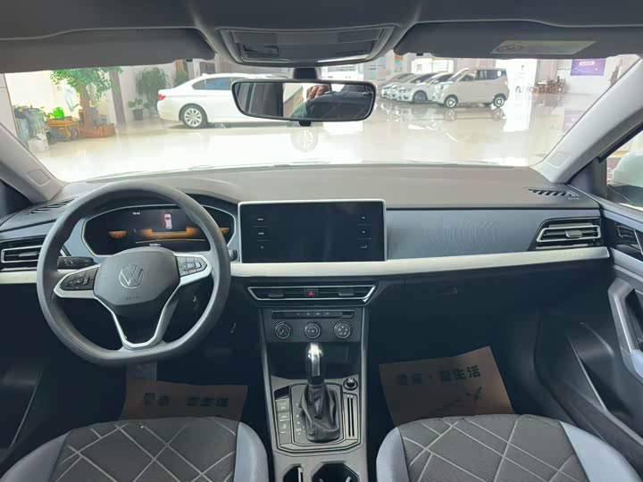 Фото 5 - Volkswagen Lavida