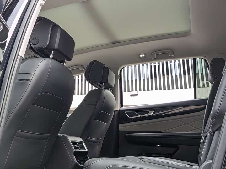 Фото 14 - Volkswagen Teramont Pro