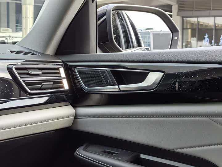 Фото 19 - Volkswagen Teramont Pro