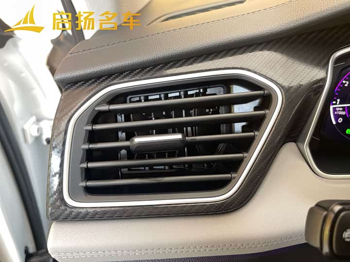 Фото 18 - Volkswagen Tayron