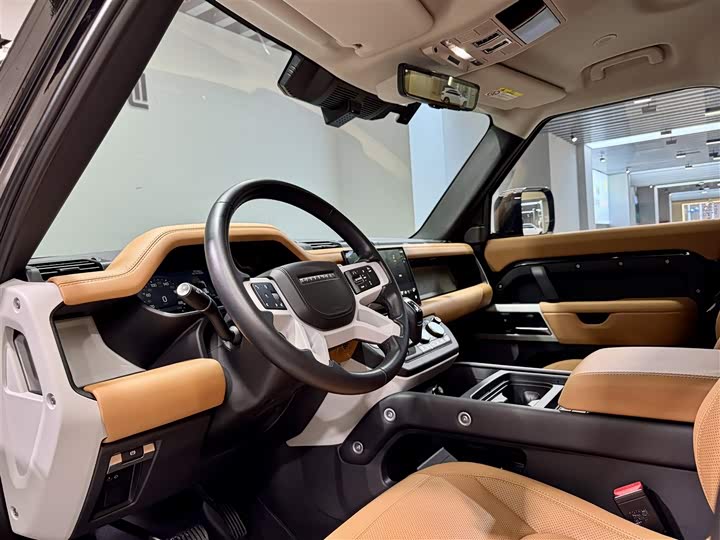 Фото 13 - Land Rover Defender