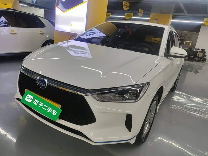 Фото 2 - BYD E2