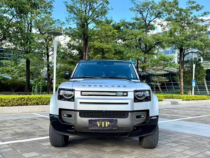 Фото 2 - Land Rover Defender