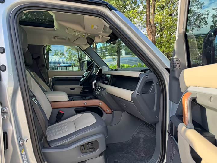 Фото 5 - Land Rover Defender