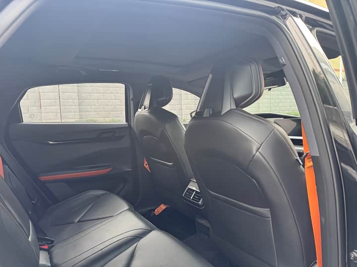 Фото 13 - Changan UNI-V