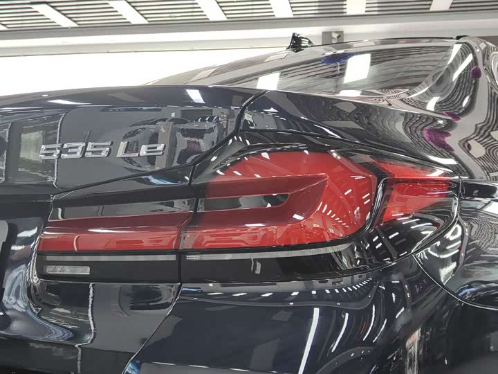 Фото 16 - BMW 5 Series Hybrid