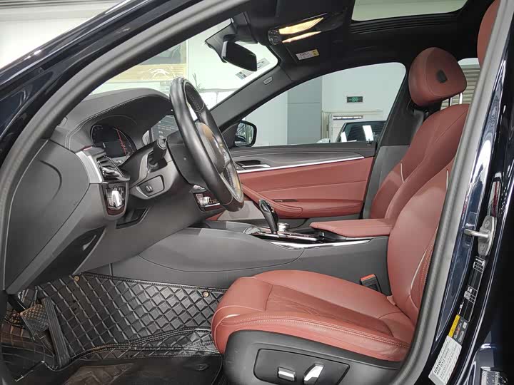 Фото 3 - BMW 5 Series Hybrid