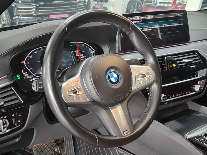 Фото 4 - BMW 5 Series Hybrid