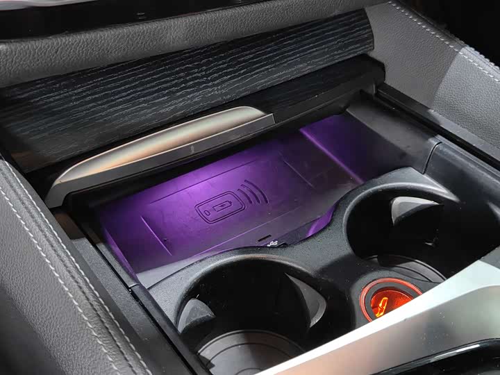 Фото 8 - BMW 5 Series Hybrid