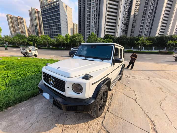 Фото 8 - Mercedes-Benz G-Class